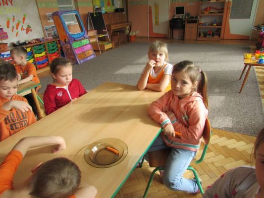 Grafika #64: 10.03.2015 - Dzień Marchewki