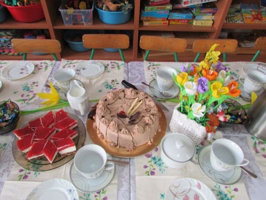 Grafika #4: 06.03.2015 - Dzień Kobiet