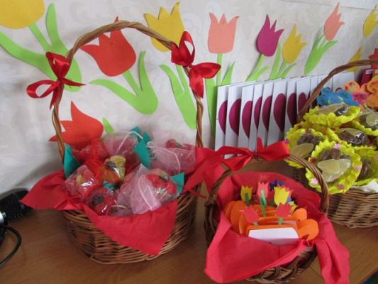 Grafika #7: 06.03.2015 - Dzień Kobiet