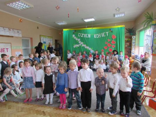 Grafika #16: 06.03.2015 - Dzień Kobiet
