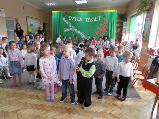 Grafika #20: 06.03.2015 - Dzień Kobiet