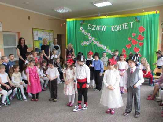 Grafika #27: 06.03.2015 - Dzień Kobiet