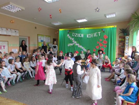 Grafika #31: 06.03.2015 - Dzień Kobiet