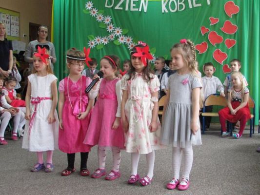 Grafika #34: 06.03.2015 - Dzień Kobiet