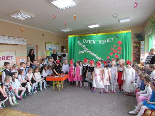 Grafika #42: 06.03.2015 - Dzień Kobiet