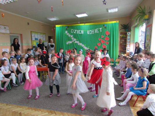 Grafika #43: 06.03.2015 - Dzień Kobiet