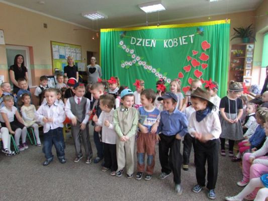 Grafika #44: 06.03.2015 - Dzień Kobiet