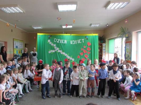 Grafika #47: 06.03.2015 - Dzień Kobiet