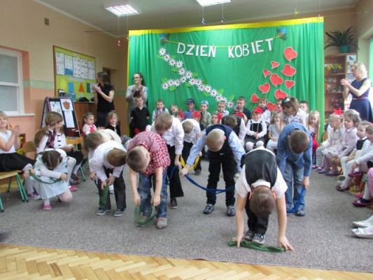 Grafika #74: 06.03.2015 - Dzień Kobiet