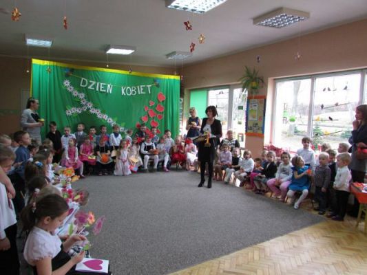 Grafika #95: 06.03.2015 - Dzień Kobiet