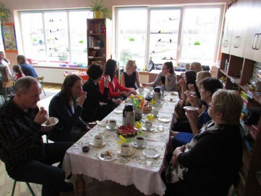 Grafika #98: 06.03.2015 - Dzień Kobiet