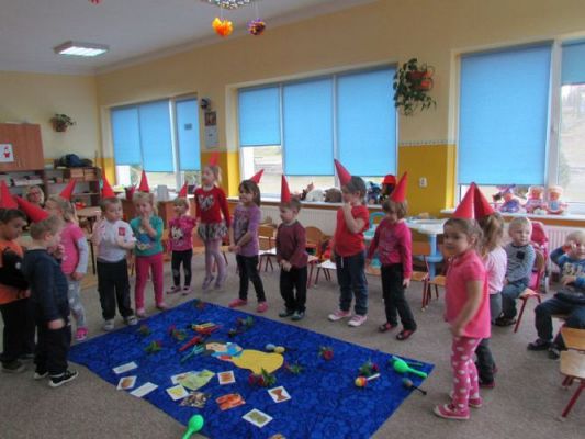 Grafika #0: 24.02.2015 - Zabawy edukacyjne w grupie I