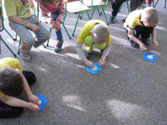 Grafika #20: 23.02.2015 - Dzień Miodu