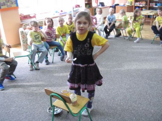 Grafika #28: 23.02.2015 - Dzień Miodu