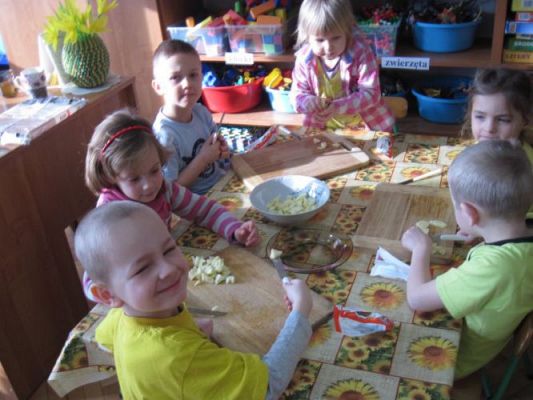 Grafika #33: 23.02.2015 - Dzień Miodu