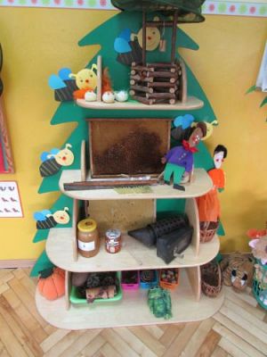 Grafika #36: 23.02.2015 - Dzień Miodu