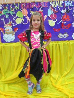 Grafika #8: 30.01.2015 - Nasze karnawałowe przebrania - Gr. III