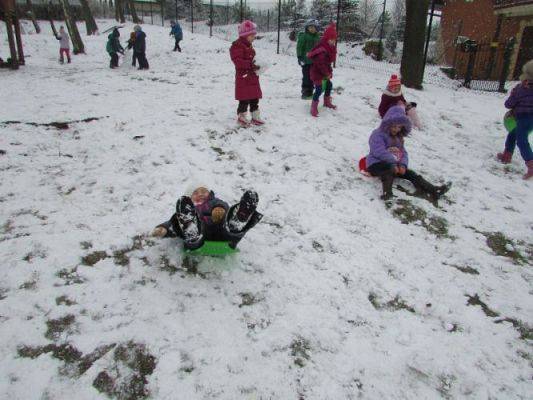 Grafika #4: 27.01.2015 - Zimowe zabawy na śniegu