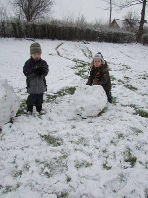 Grafika #7: 27.01.2015 - Zimowe zabawy na śniegu
