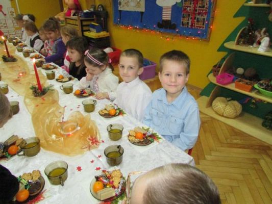 Grafika #7: 19.12.2014 - Wspólna Wigilia w przedszkolu
