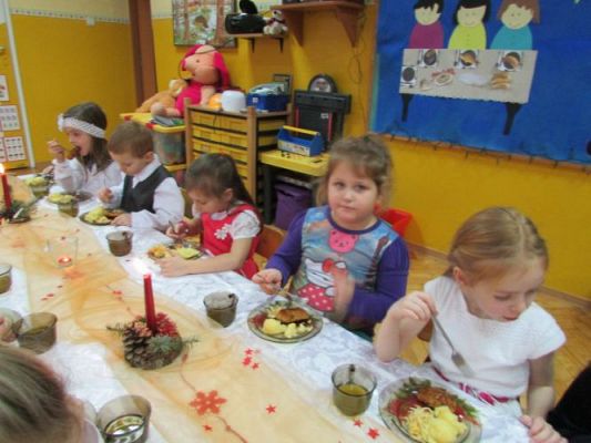 Grafika #41: 19.12.2014 - Wspólna Wigilia w przedszkolu