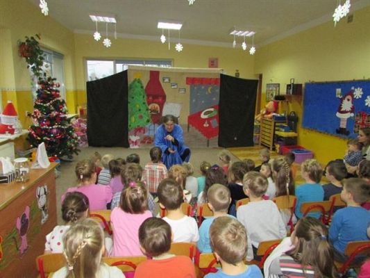 Grafika #17: 18.12.2014 - Przedstawienie teatralne pt. "Święta tuż, tuż"