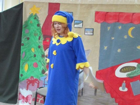 Grafika #18: 18.12.2014 - Przedstawienie teatralne pt. "Święta tuż, tuż"