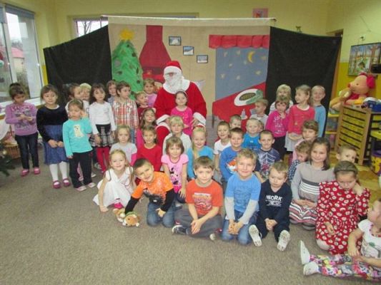 Grafika #32: 18.12.2014 - Przedstawienie teatralne pt. "Święta tuż, tuż"