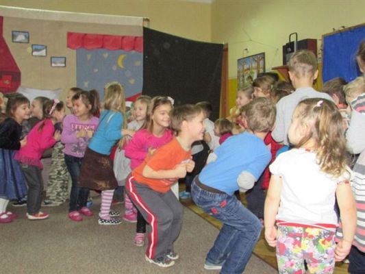 Grafika #44: 18.12.2014 - Przedstawienie teatralne pt. "Święta tuż, tuż"