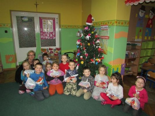 Grafika #56: 18.12.2014 - Przedstawienie teatralne pt. "Święta tuż, tuż"