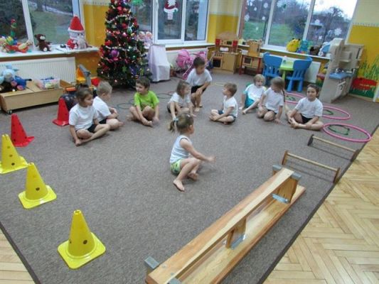 Grafika #0: 17.12.2014 - Zabawy ruchowe w gr.I
