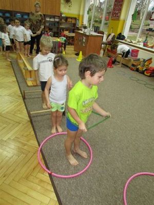 Grafika #3: 17.12.2014 - Zabawy ruchowe w gr.I