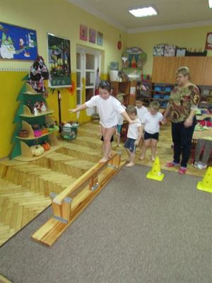 Grafika #4: 17.12.2014 - Zabawy ruchowe w gr.I