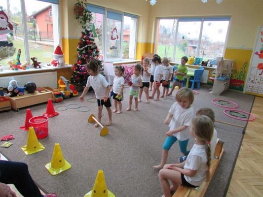 Grafika #12: 17.12.2014 - Zabawy ruchowe w gr.I