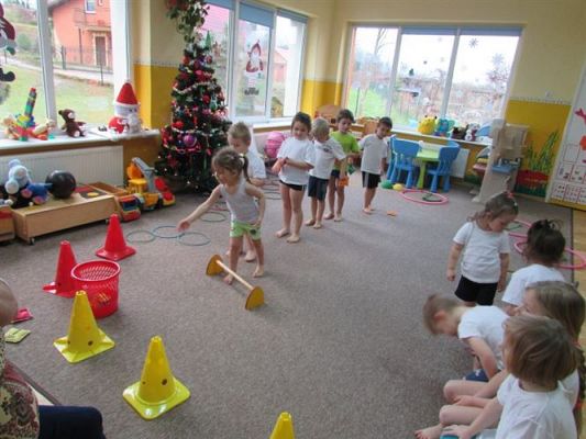 Grafika #14: 17.12.2014 - Zabawy ruchowe w gr.I
