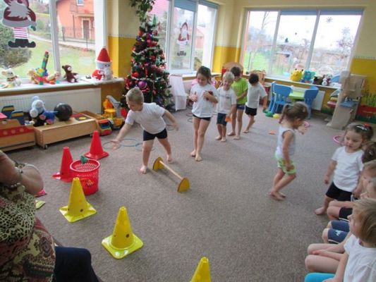 Grafika #15: 17.12.2014 - Zabawy ruchowe w gr.I