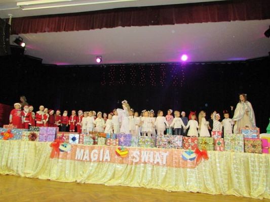 Grafika #32: 12.12.2014 - Przedstawienie świąteczne pt. "Magia Świąt"