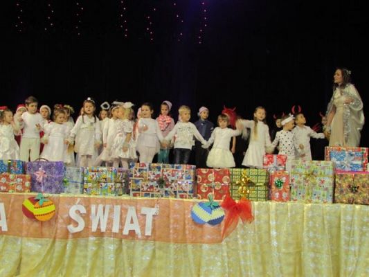 Grafika #36: 12.12.2014 - Przedstawienie świąteczne pt. "Magia Świąt"