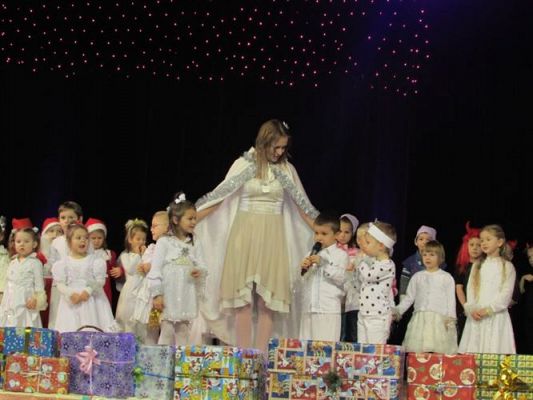 Grafika #38: 12.12.2014 - Przedstawienie świąteczne pt. "Magia Świąt"