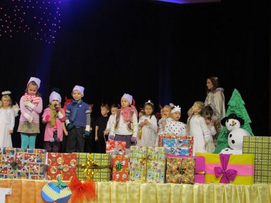 Grafika #43: 12.12.2014 - Przedstawienie świąteczne pt. "Magia Świąt"