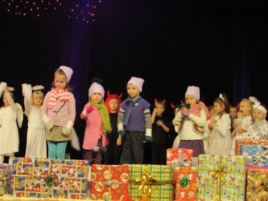 Grafika #44: 12.12.2014 - Przedstawienie świąteczne pt. "Magia Świąt"