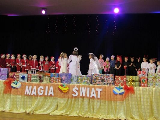 Grafika #50: 12.12.2014 - Przedstawienie świąteczne pt. "Magia Świąt"