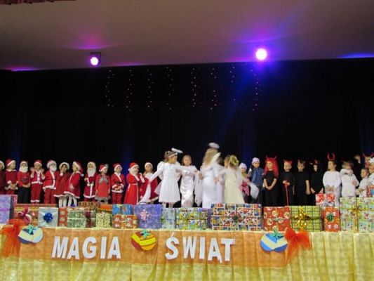 Grafika #51: 12.12.2014 - Przedstawienie świąteczne pt. "Magia Świąt"