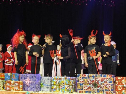 Grafika #53: 12.12.2014 - Przedstawienie świąteczne pt. "Magia Świąt"