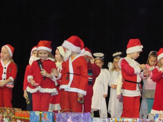 Grafika #70: 12.12.2014 - Przedstawienie świąteczne pt. "Magia Świąt"