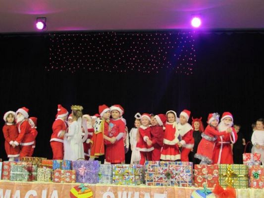Grafika #72: 12.12.2014 - Przedstawienie świąteczne pt. "Magia Świąt"