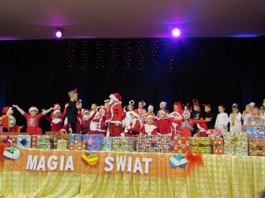 Grafika #75: 12.12.2014 - Przedstawienie świąteczne pt. "Magia Świąt"