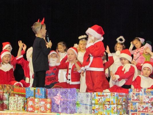 Grafika #76: 12.12.2014 - Przedstawienie świąteczne pt. "Magia Świąt"