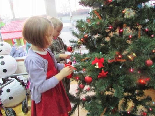 Grafika #0: 05.12.2014 - Stroimy nasze choinki