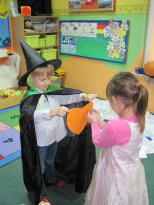 Grafika #37: 28.11.2014 - Andrzejki - wróżby i zabawy w grupach